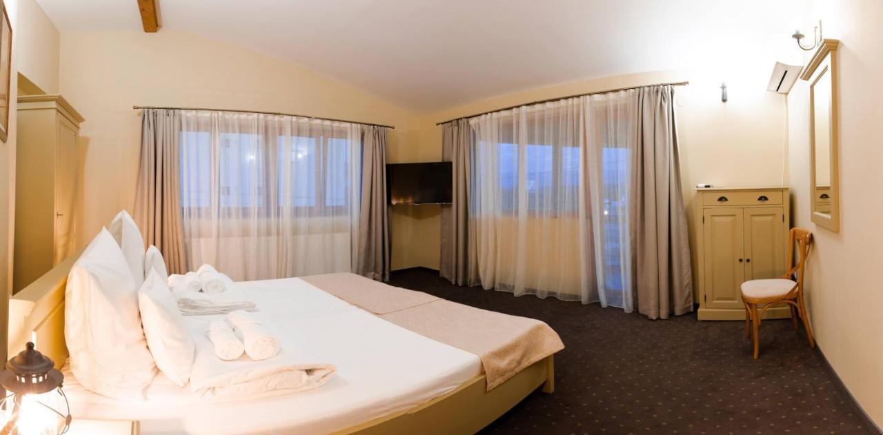 Zumzet Bed & Breakfast Şelimbăr Екстериор снимка