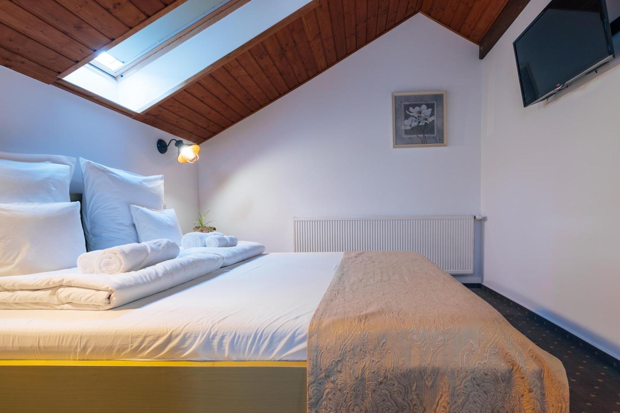 Zumzet Bed & Breakfast Şelimbăr Екстериор снимка