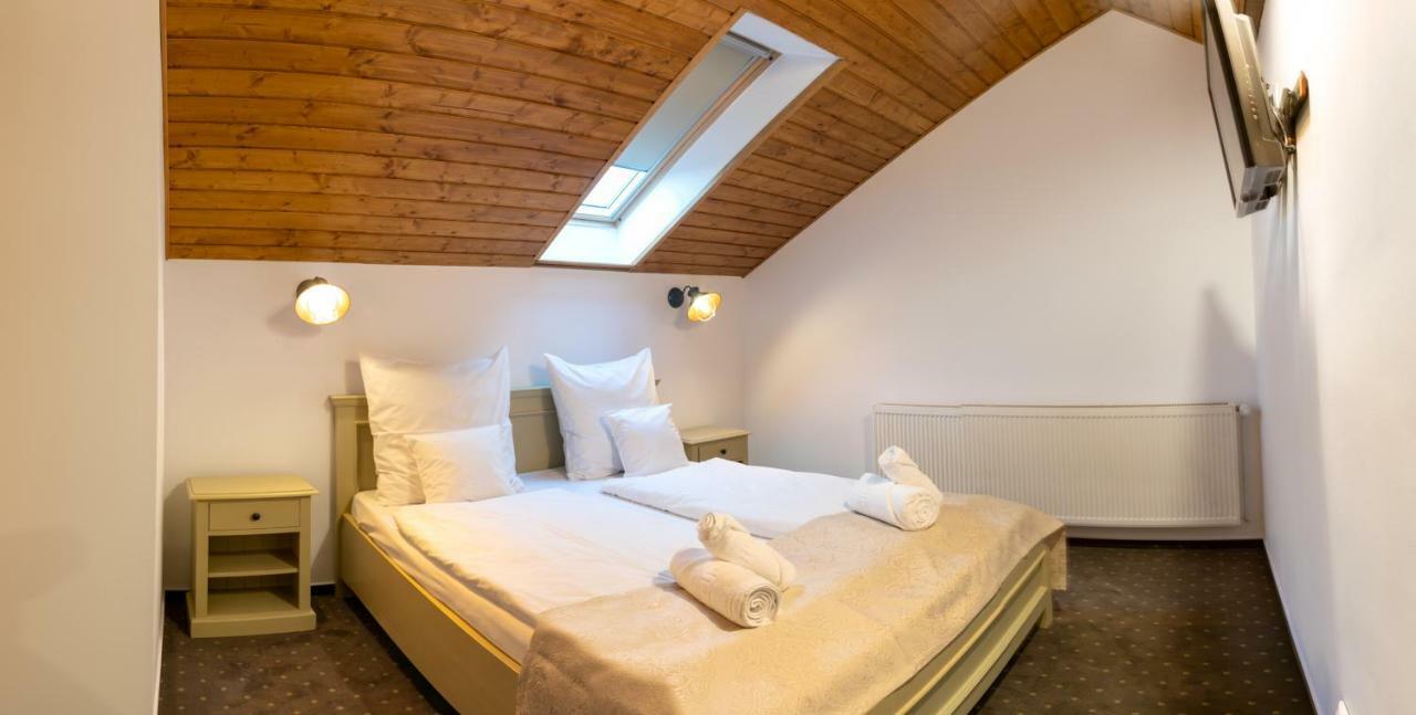 Zumzet Bed & Breakfast Şelimbăr Екстериор снимка