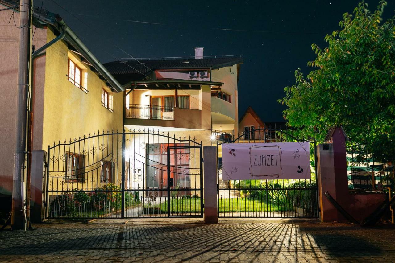 Zumzet Bed & Breakfast Şelimbăr Екстериор снимка