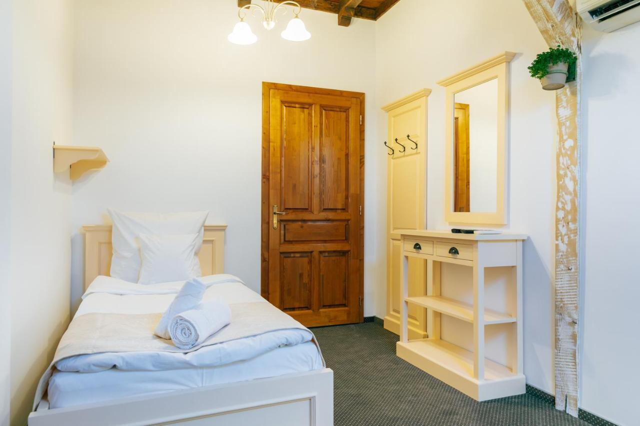 Zumzet Bed & Breakfast Şelimbăr Екстериор снимка